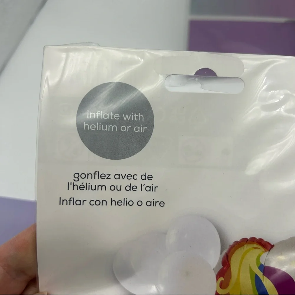 Unicorn Party Decoration Set‎ - Multicolor. More unicorn decorations in closet
